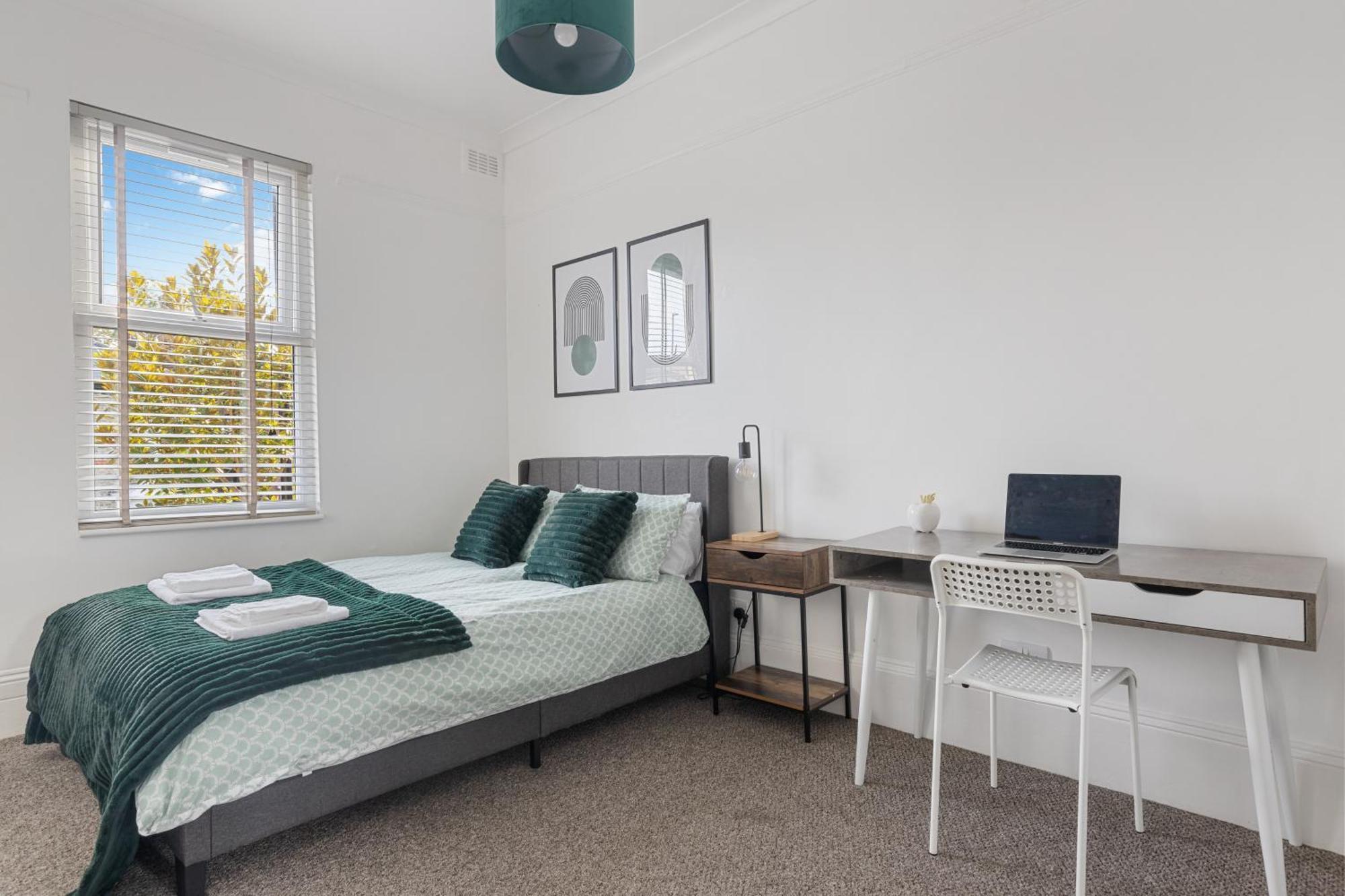 Apartment The Turnpike - Free Parking *