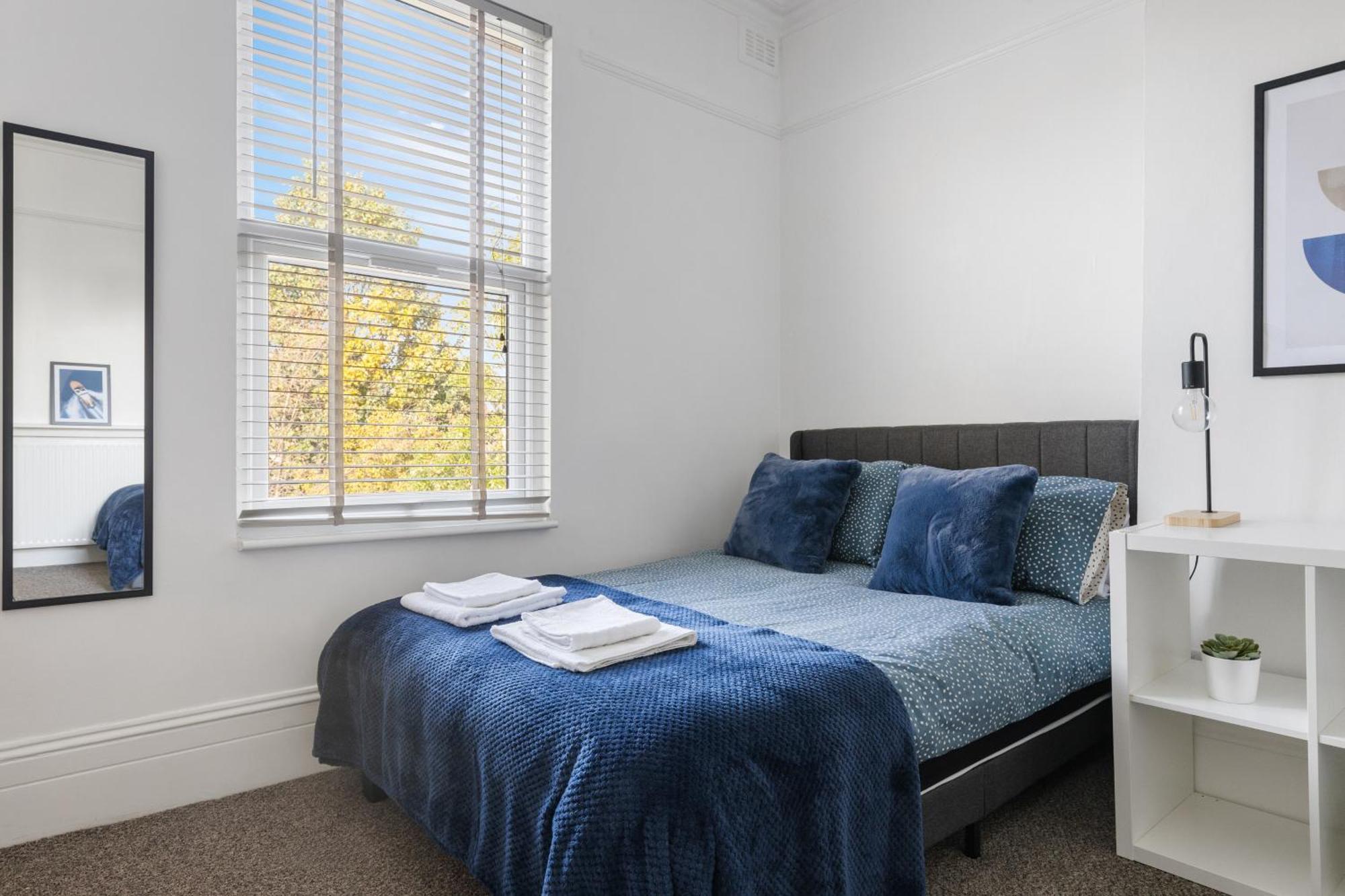 Apartment The Turnpike - Free Parking *